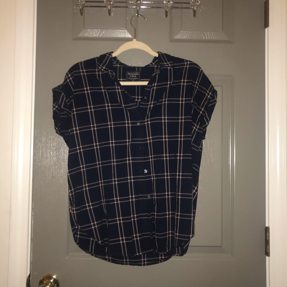 Abercrombie short sleeve bottom up shirt